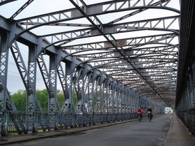 Bridge over Vltava near Veltrusy<br>Brücke über Moldau bei Veltrusy