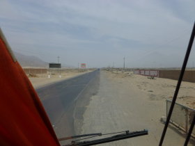 Heading North on the PanAmericana Highway<br>between Trujillo and Chiclayo