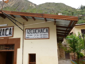 Izcuchaca (2885 m), half way to Huancavelica