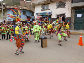 Huancavelica: getting ready for a folk-dancing festival