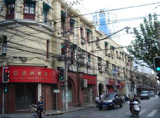 An Example of Chinese Cabling, Shanghai