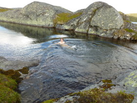 Swimming on Top of Blåstøten